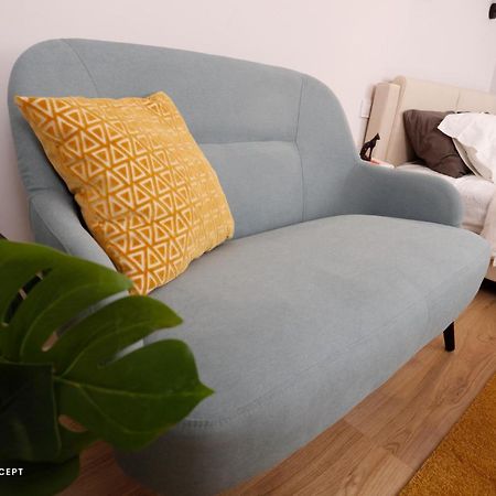 Brand New Lovely Studio Near Metro Station Bukarest Exteriör bild